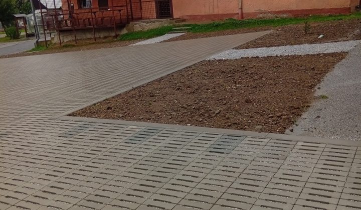 Aktuality / Ukončenie projektu Zvýšenie vodozádržnej schopnosti plôch obce Torysky - foto