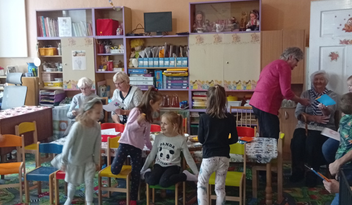 Aktuality / Mesiac úcty k starším v MŠ Torysky - foto